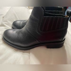 Sofft ankle boot.